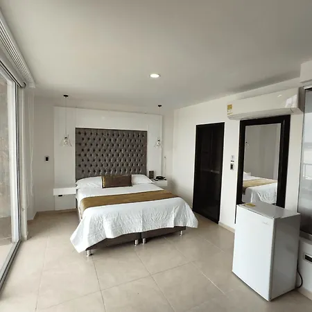 Hotel Andinos Plaza Florencia Exterior photo