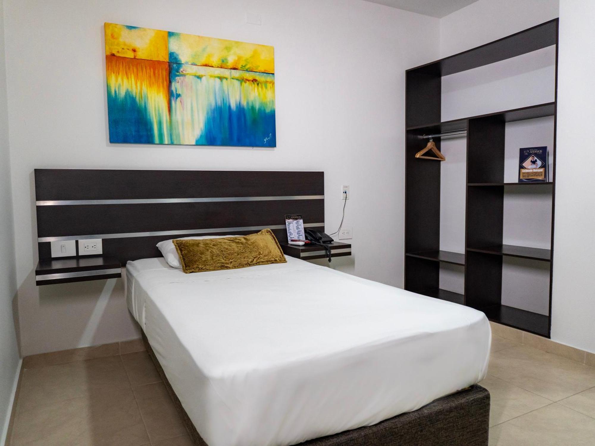 Andinos Plaza Hotel 4*